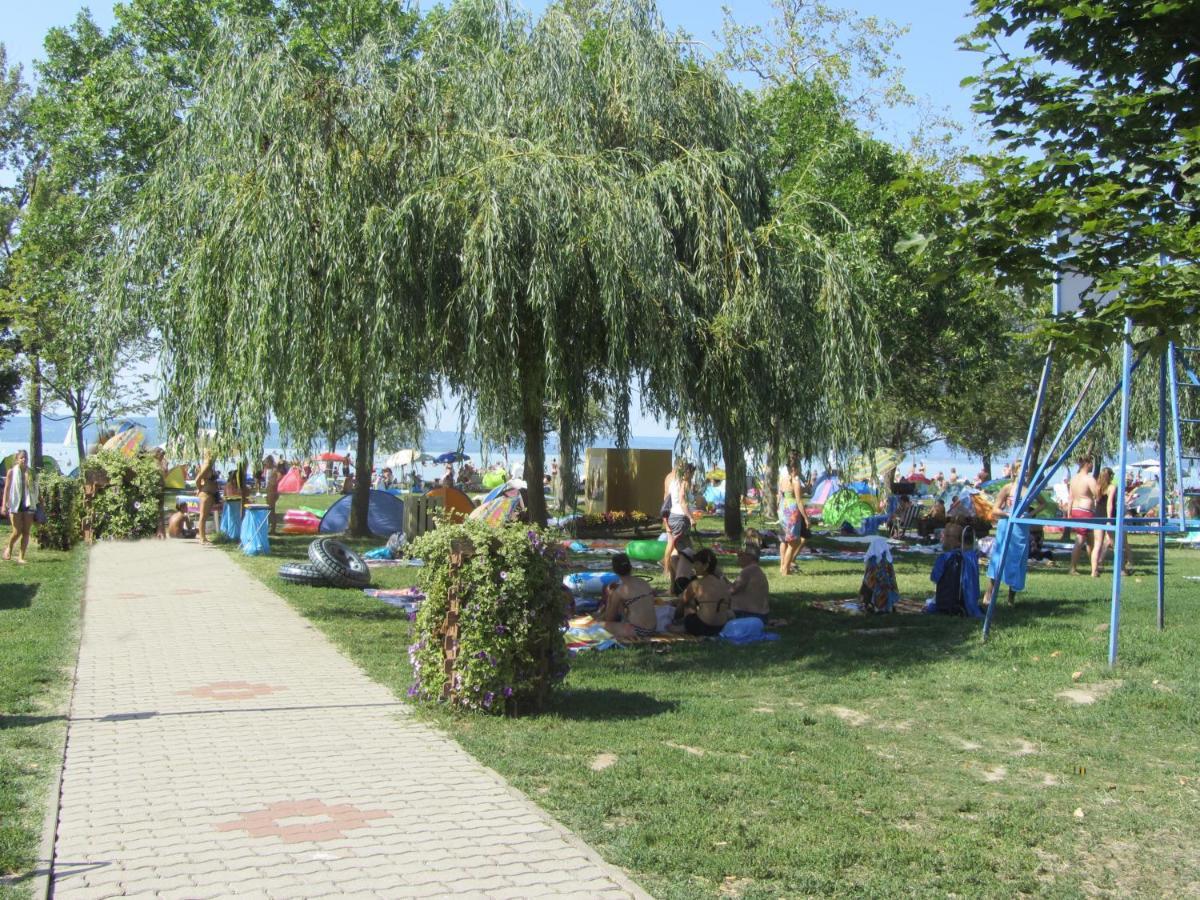 Ferienhaus Plattensee/Balaton Villa Szolad Kültér fotó